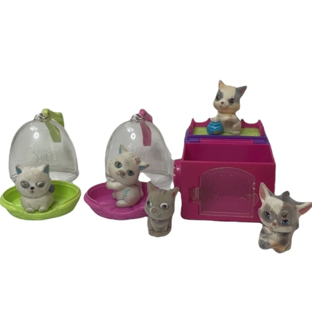 Kitty in My Pocket Vintage Toys Cats MEG Play Jakks Doll House Miniatures Pink
